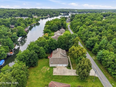 Welcome to your private lakefront sanctuary at 9019 Cherokee - photo 32