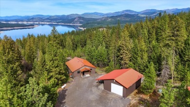 Lake Roosevelt Custom-Built Home in Fruitland, Washington - photo 1