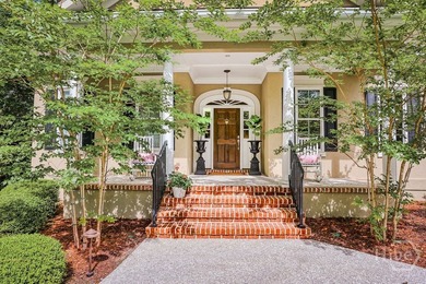 Experience the perfect marriage of traditional elegance and - photo 3
