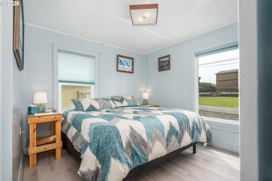 Coastal Living at Its Best: Experience the charm of Oregon's - photo 13