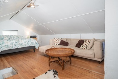 Coastal Living at Its Best: Experience the charm of Oregon's - photo 16