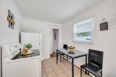 Welcome to 32 Beverly Street in Islip, a spacious Colonial - photo 20