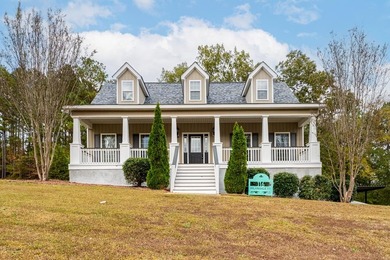 Lake Sinclair Home For Sale in Milledgeville Georgia