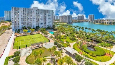 Little Maule Lake Condo For Sale in Aventura Florida