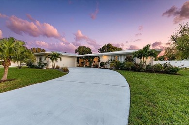 St. Lucie River Home For Sale in Port Saint Lucie Florida