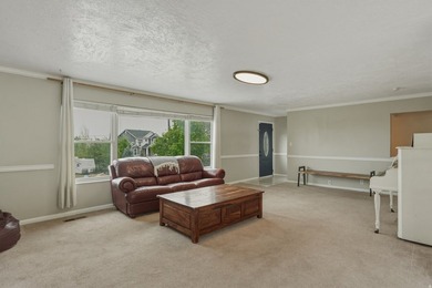 Big Price Improvement!!*Potential Monthly Mtg payment of $2 - photo 8
