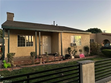 Charming North Long Beach bungalow with great bones and room to - photo 9