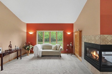Immaculate walkout rambler nestled on 2 secluded acres in East - photo 6