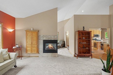 Immaculate walkout rambler nestled on 2 secluded acres in East - photo 7