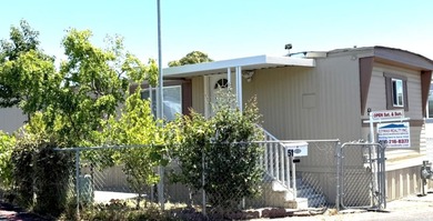 Corner Lot 2Bedroom, 1Bath Home MoveIn Ready! Welcome to this - photo 8