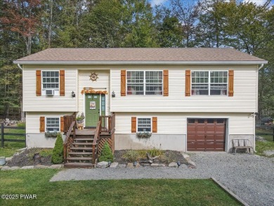 Lake Home For Sale in Greentown, Pennsylvania