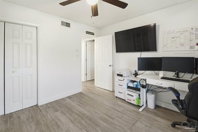 WAKE UP TO THE BAY EVERYDAY! Best 2-bed condo in all of - photo 22