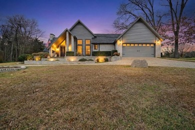 Hideaway Lake Home For Sale in Hideaway Texas