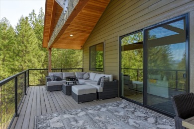 Lake Roosevelt Custom-Built Home in Fruitland, Washington - photo 26