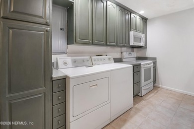 Back on the market due to the buyer's financing falling - photo 4