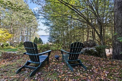SEBAGO LAKE - Jordan Bay Waterfront! Privately nestled down a - photo 14