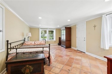 Located on a great block in the heart of Lakeview, this - photo 14