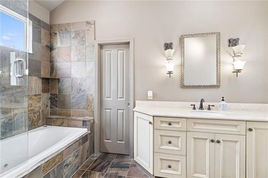 Located on a great block in the heart of Lakeview, this - photo 17