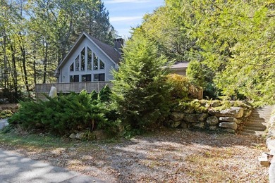 SEBAGO LAKE - Jordan Bay Waterfront! Privately nestled down a - photo 21