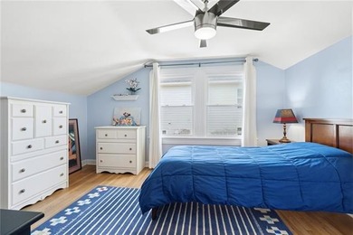 Located on a great block in the heart of Lakeview, this - photo 21