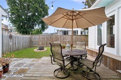 Located on a great block in the heart of Lakeview, this - photo 23