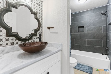 Beautiful Hill Country Lakeview Home on the North side of Canyon - photo 23