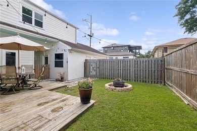Located on a great block in the heart of Lakeview, this - photo 25