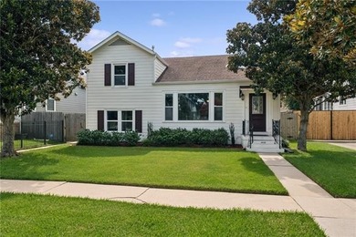 Located on a great block in the heart of Lakeview, this - photo 28