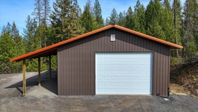 Lake Roosevelt Custom-Built Home in Fruitland, Washington - photo 3