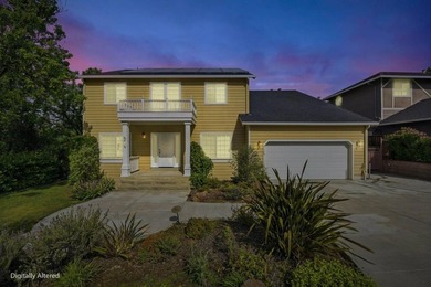 BACK WITH A FRESH NEW LOOK! Welcome to this ~3842 sq ft - photo 3