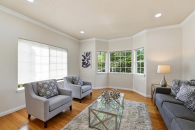 BACK WITH A FRESH NEW LOOK! Welcome to this ~3842 sq ft - photo 10