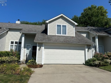Lake Condo For Sale in Marblehead, Ohio