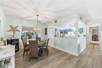 Welcome home to this charming 2 bed, 2 bath ground-floor condo - photo 3