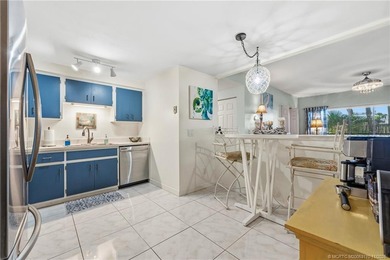 Welcome home to this charming 2 bed, 2 bath ground-floor condo - photo 5