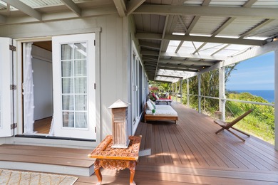 Be amazed by vast ocean and Laupahoehoe Point views from this - photo 20
