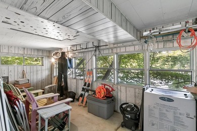 Spectacular Lake Wisconsin getaway home! This fully furnished 1 - photo 28