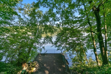 Spectacular Lake Wisconsin getaway home! This fully furnished 1 - photo 32