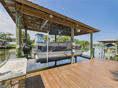 Experience the Best of Crystal River Waterfront Living with - photo 8