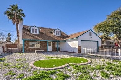 **1963 CHARMER ** with ALL the RETRO vibes!!! ~ This ADORABLE