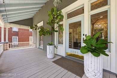 Iconic 1919 Craftsman in the heart of historic Riverside - photo 3