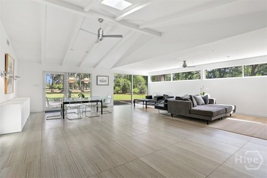Clean lines and unmistakable mid-century vibes define this - photo 16