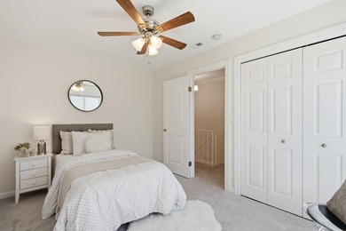 Rare opportunity to own a beautifully remodeled townhouse-style - photo 17