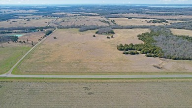 Rare opportunity to purchase one of the most diverse properties - photo 17