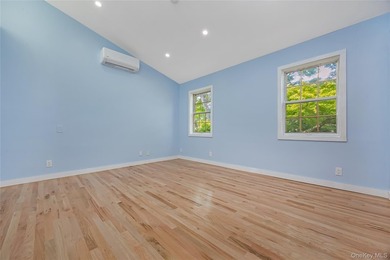 Welcome to your forever home in Massapequa Park! Location - photo 18