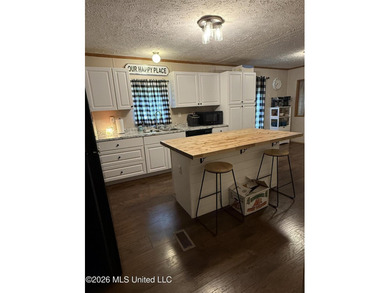 SPACIOUS 4-BEDROOM HOME ON OVER 4 ACRES IN MCHENRY!! Discover - photo 8