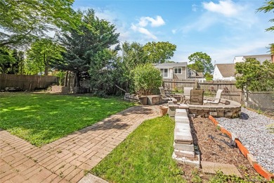 Welcome to your forever home in Massapequa Park! Location - photo 29