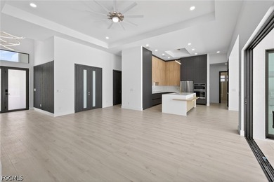 This stunning new residence perfectly blends modern elegance - photo 38