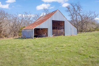 Rare opportunity to purchase one of the most diverse properties - photo 39