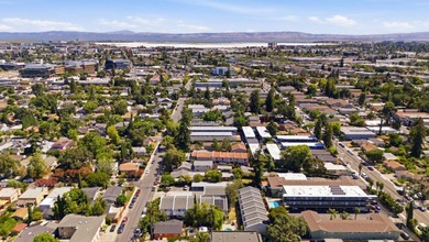 Rare opportunity to own a beautifully remodeled townhouse-style - photo 41