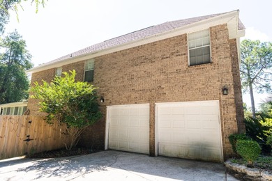 Charming 4-bedroom, 2.5-bath home in the highly sought-after - photo 3